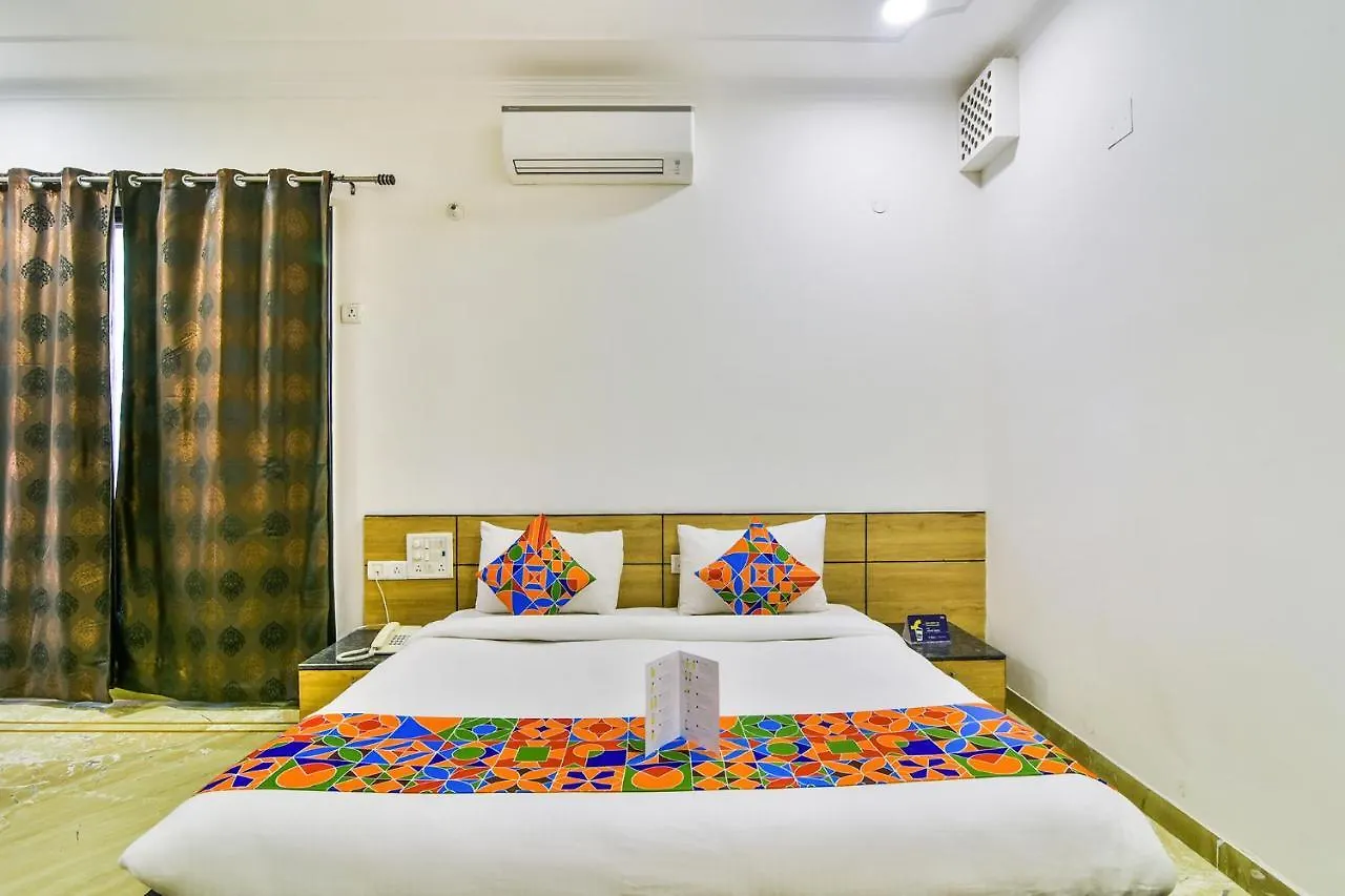 Fabhotel Rallkmas Cyber City Gurgaon 3*,  India