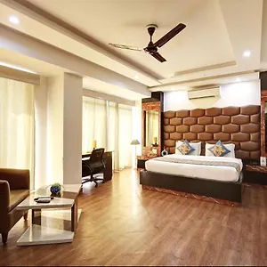 Hotel Grand Manor
