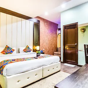 Hotel Fabhotel Mittaso Zirakpur